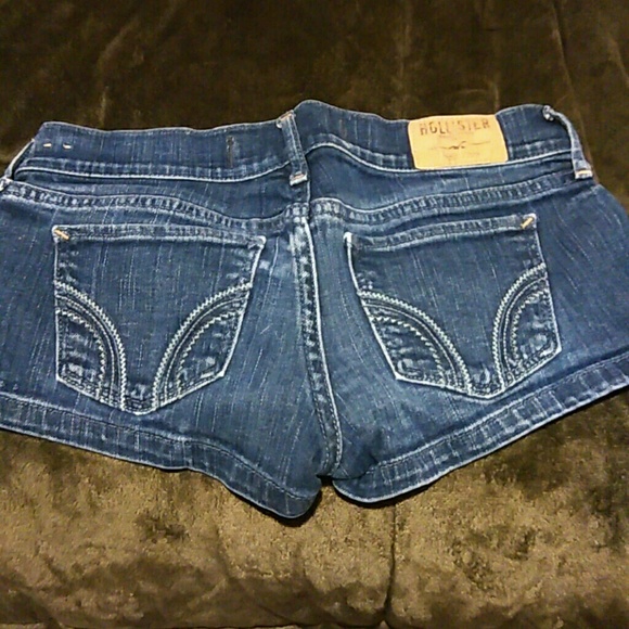 Shorts - Picture 2 of 2